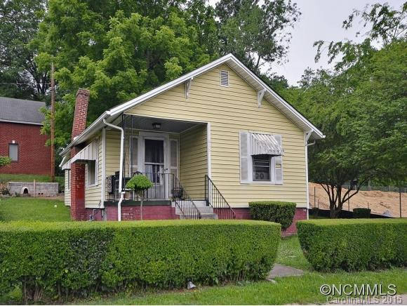 615 NORTH OAK