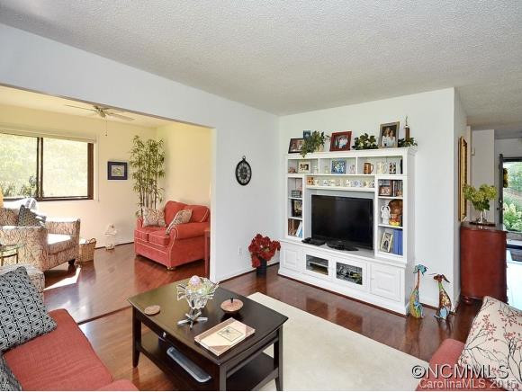 514 CROWFIELDS LANE - Photo 2