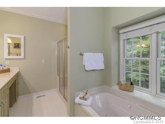 324 Kenmure Drive - Photo 12