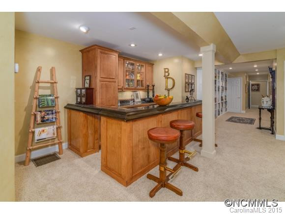 324 Kenmure Drive - Photo 18