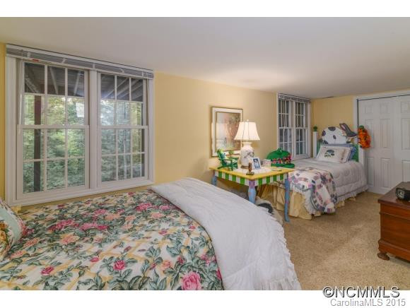324 Kenmure Drive - Photo 21