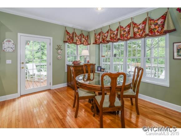 324 Kenmure Drive - Photo 9