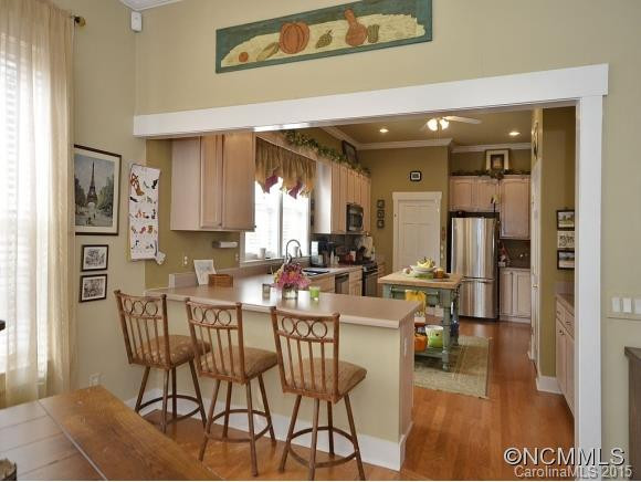 1 LAURELWOOD DRIVE - Photo 7