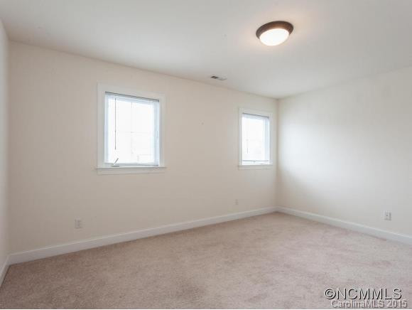 15 Holmes Lane - Photo 13
