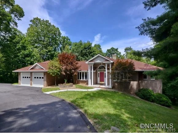 110 DOGWOOD TRAIL