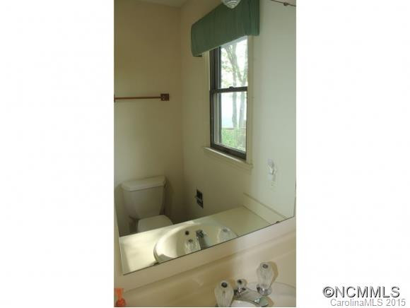 550 CRYSTAL HEIGHTS DRIVE - Photo 12