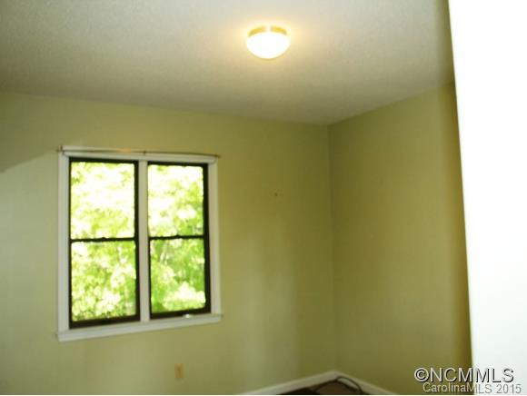 550 CRYSTAL HEIGHTS DRIVE - Photo 16