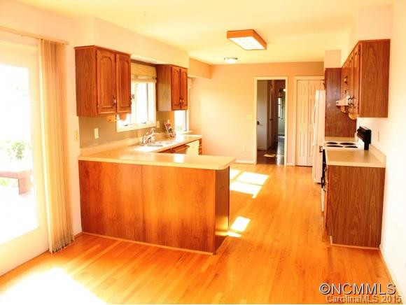 550 CRYSTAL HEIGHTS DRIVE - Photo 8