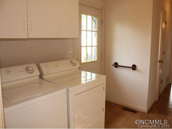 550 CRYSTAL HEIGHTS DRIVE - Photo 10