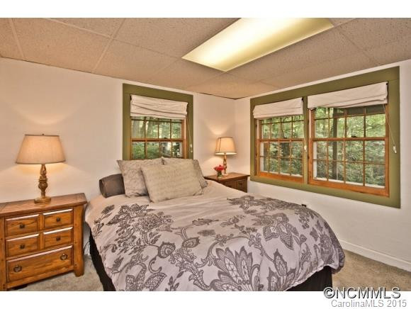 216 Sunset Dr - Photo 8