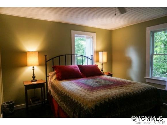 560 West Probart Street - Photo 13