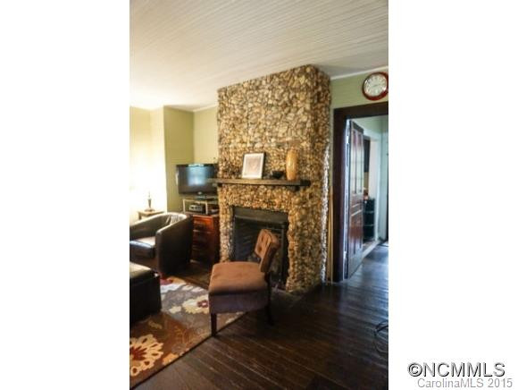 560 West Probart Street - Photo 6