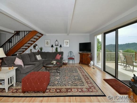 512 DAVIS MOUNTAIN ROAD - Photo 4