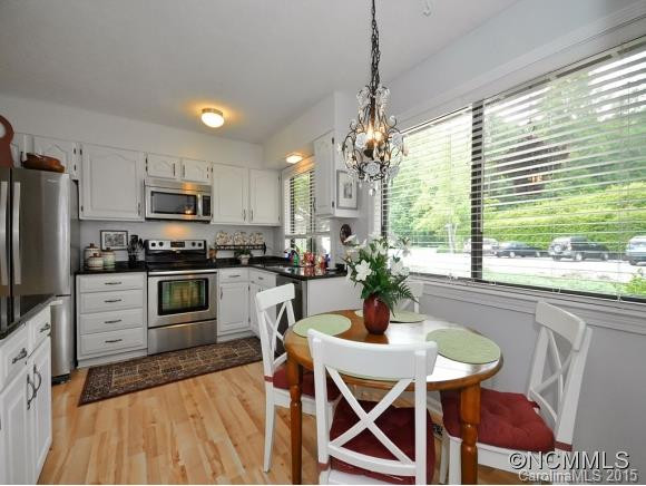 512 DAVIS MOUNTAIN ROAD - Photo 8