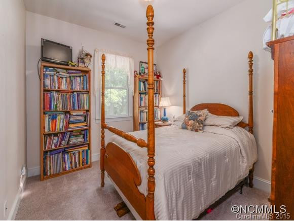 921 Woodvine Road - Photo 15
