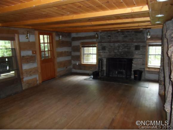 251 Village Lane - Photo 4