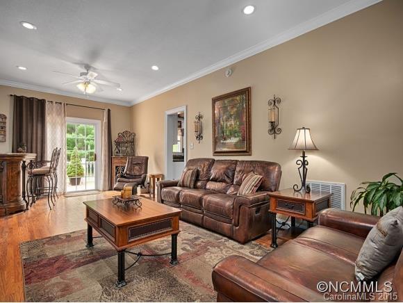 11 BROOK MEADOWS LN - Photo 8