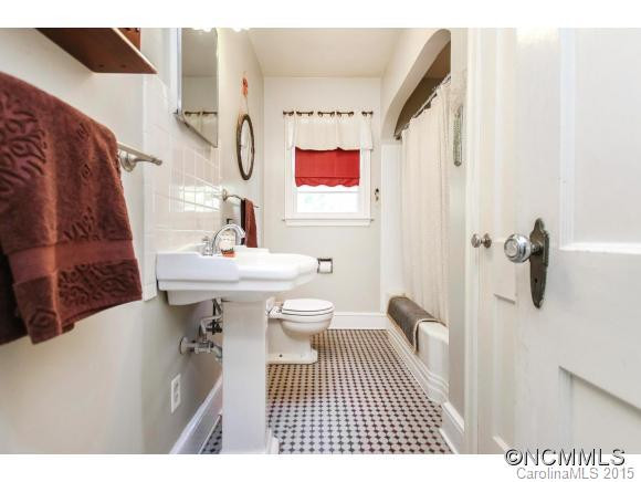 48 Sheridan Road - Photo 11