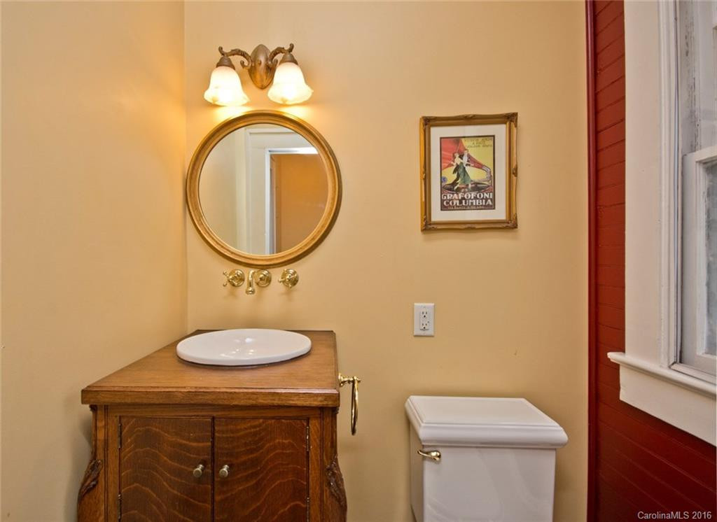 99 Buchanan Ave - Photo 6