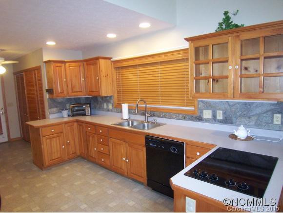 50 Sarah Court - Photo 2