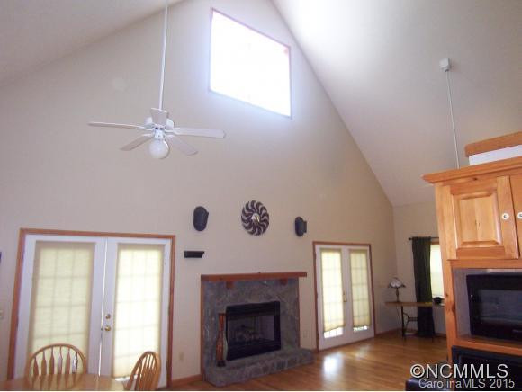 50 Sarah Court - Photo 7