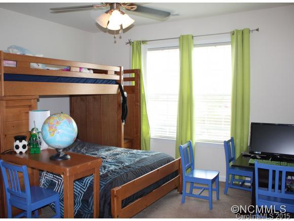 277 Roanoke Road - Photo 13