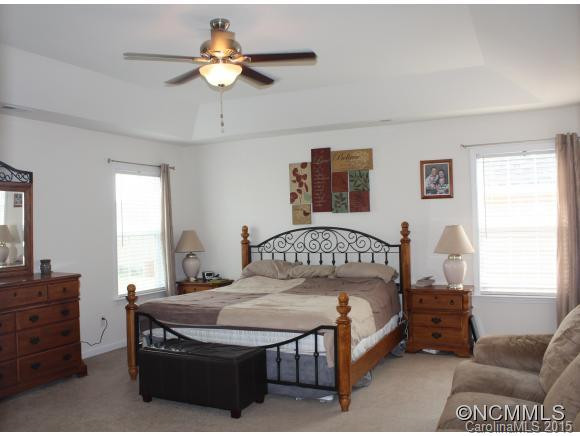 277 Roanoke Road - Photo 15