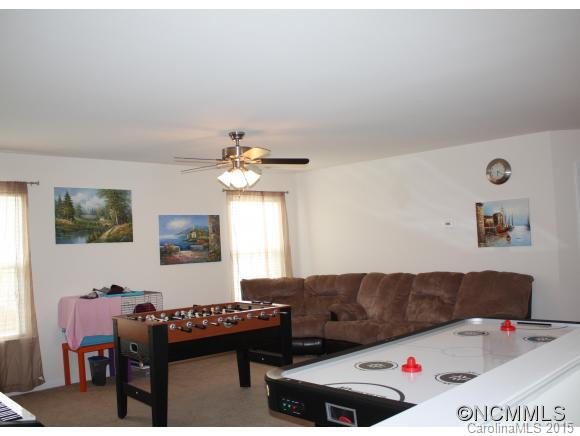 277 Roanoke Road - Photo 20