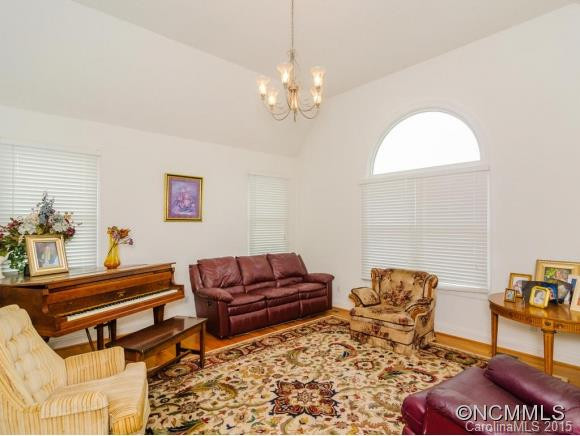72 SAGE DRIVE - Photo 9