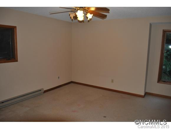 243 Silverleaf Circle - Photo 17