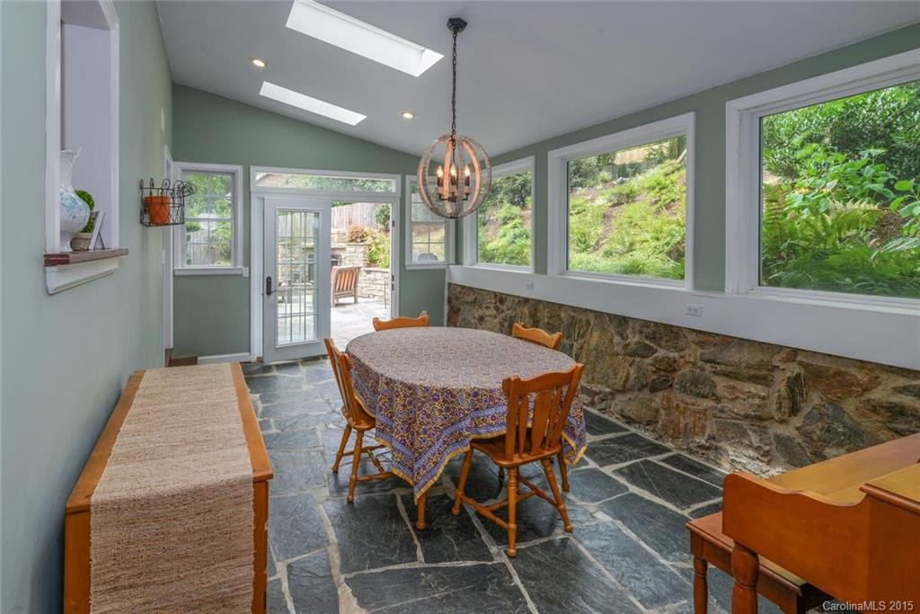 175 Macon Ave - Photo 11