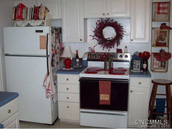 181 Little Creek Road - Photo 8