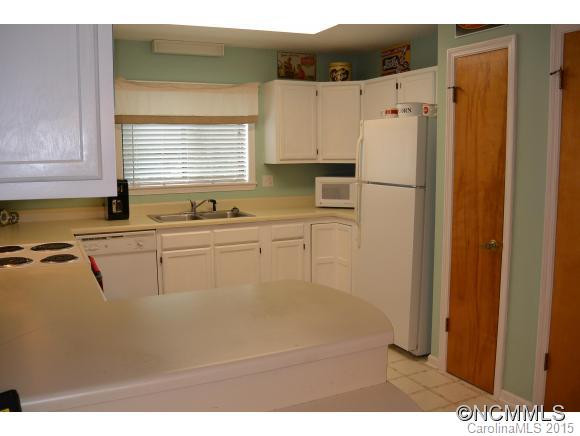 51 Lake Drive N-8 - Photo 6