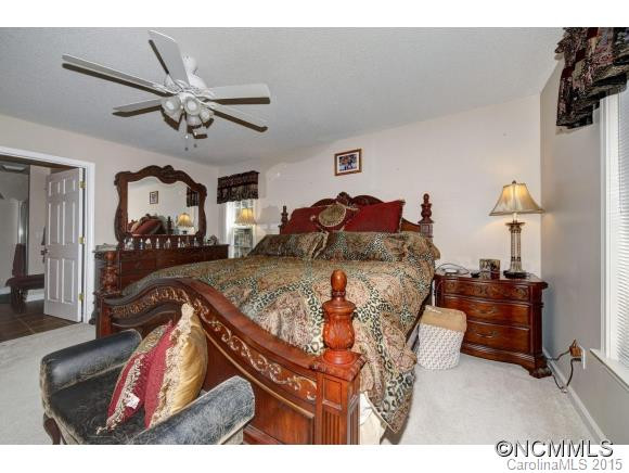 50 SUNSET RIDGE DRIVE - Photo 13