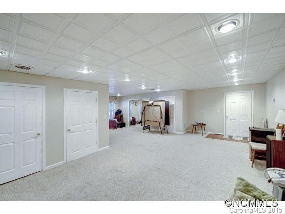 50 SUNSET RIDGE DRIVE - Photo 19