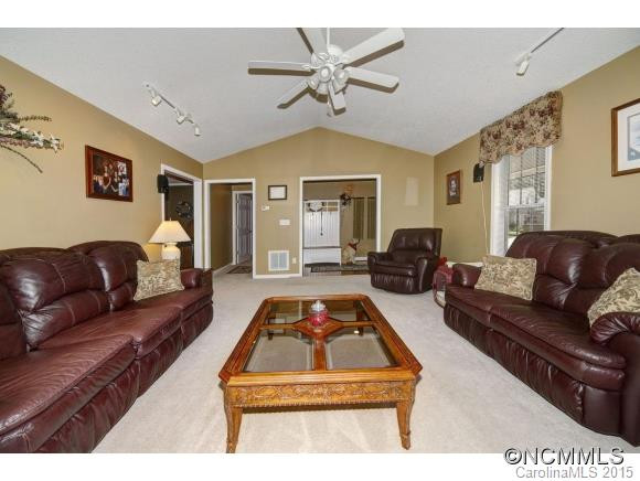 50 SUNSET RIDGE DRIVE - Photo 6