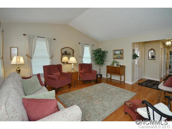 25 FOXMOOR COURT - Photo 3