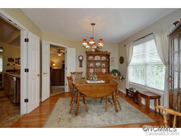 25 FOXMOOR COURT - Photo 5