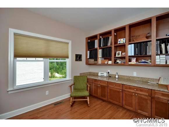 98 WHITE FOX DRIVE - Photo 12