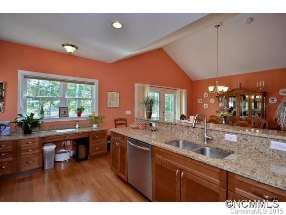 98 WHITE FOX DRIVE - Photo 8