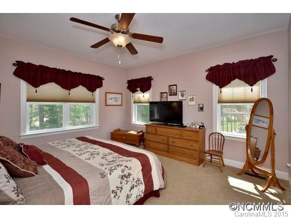 98 WHITE FOX DRIVE - Photo 10