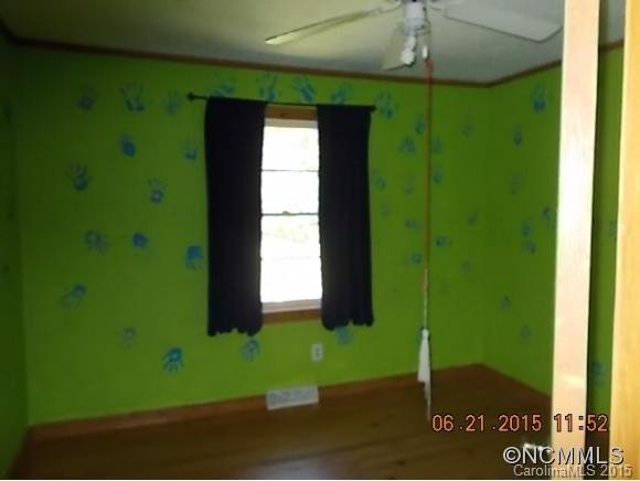 339 Holiday - Photo 8