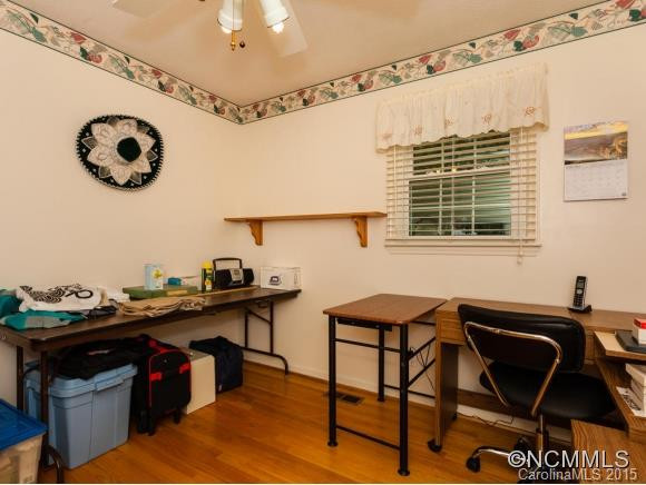 123 Castleton Lane - Photo 13