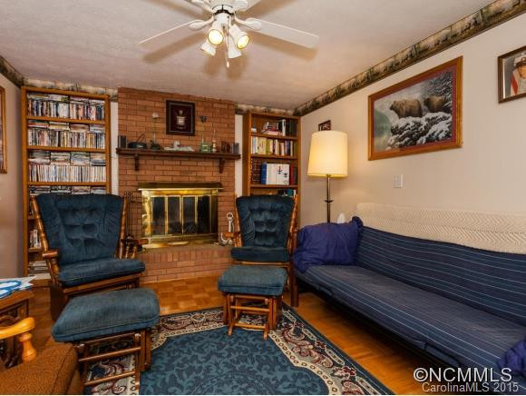 123 Castleton Lane - Photo 15
