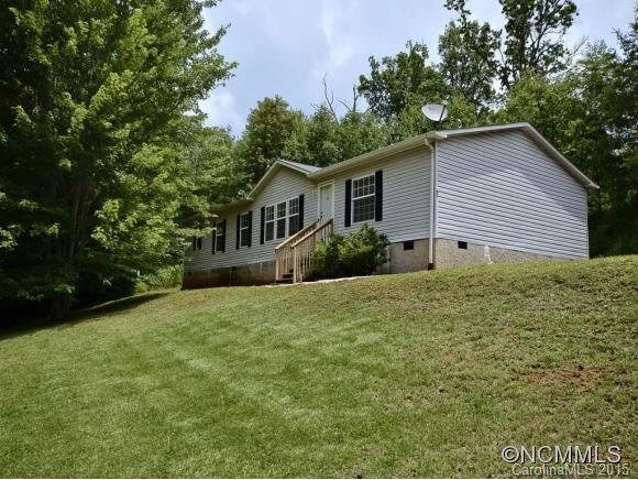 95 AZALEA CIRCLE