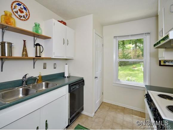 34 TANGLEWOOD DR - Photo 16