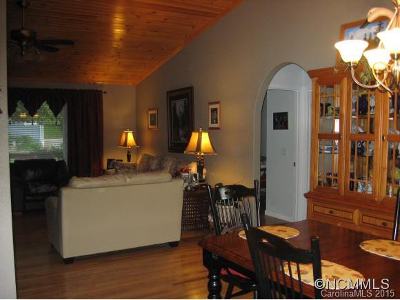 158 Stonecrest Heights - Photo 6