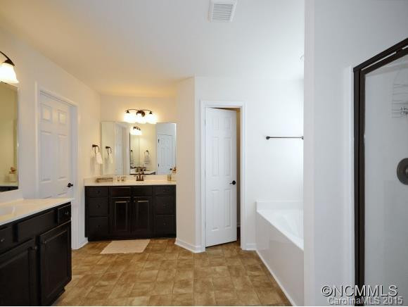 37 EAST SWIFT CREEK - Photo 11