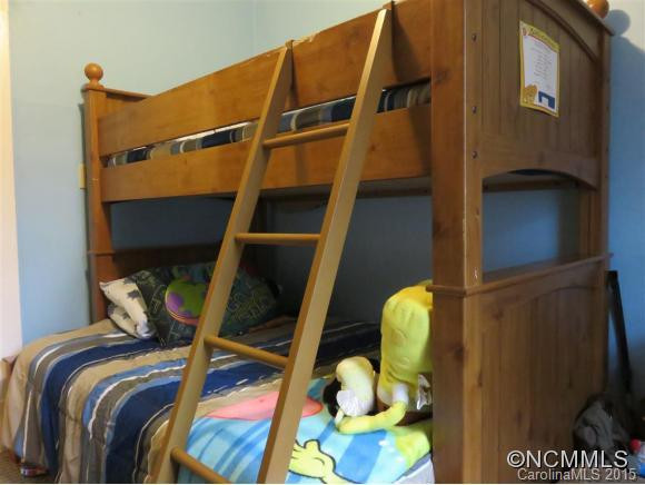 211 RAILROAD Street - Photo 11