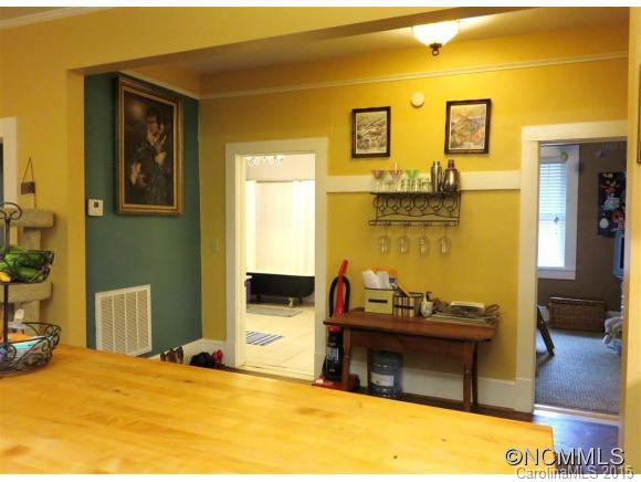 211 RAILROAD Street - Photo 13